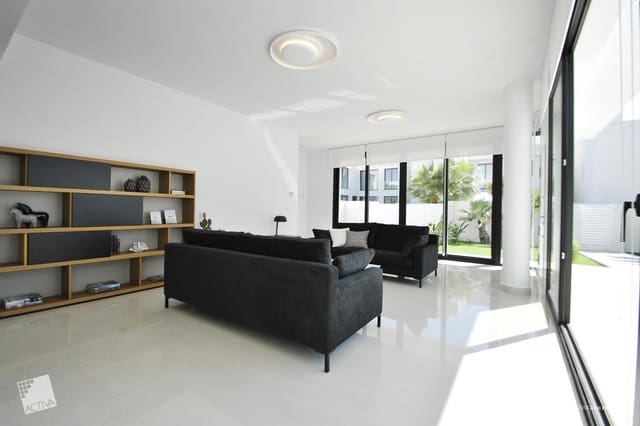 4 quarto Moradia para venda em Ciudad Quesada, Rojales com piscina - 640 000 € (Ref: 9806675)