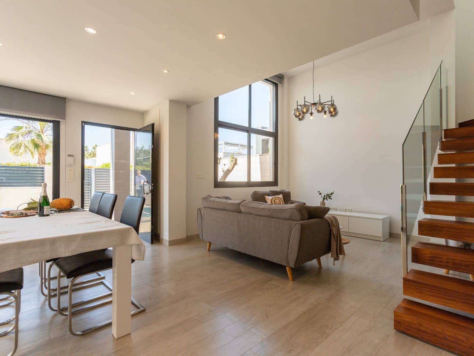 3 soverom Villa til salgs i Ciudad Quesada med svømmebasseng - € 395 000 (Ref: 9806676)