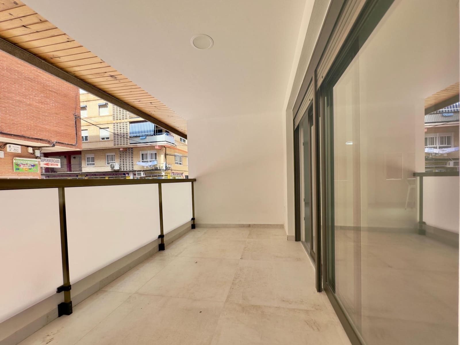 3 makuuhuone Huoneisto myytävänä paikassa Torrevieja - 249 900 € (Ref: 9806677)