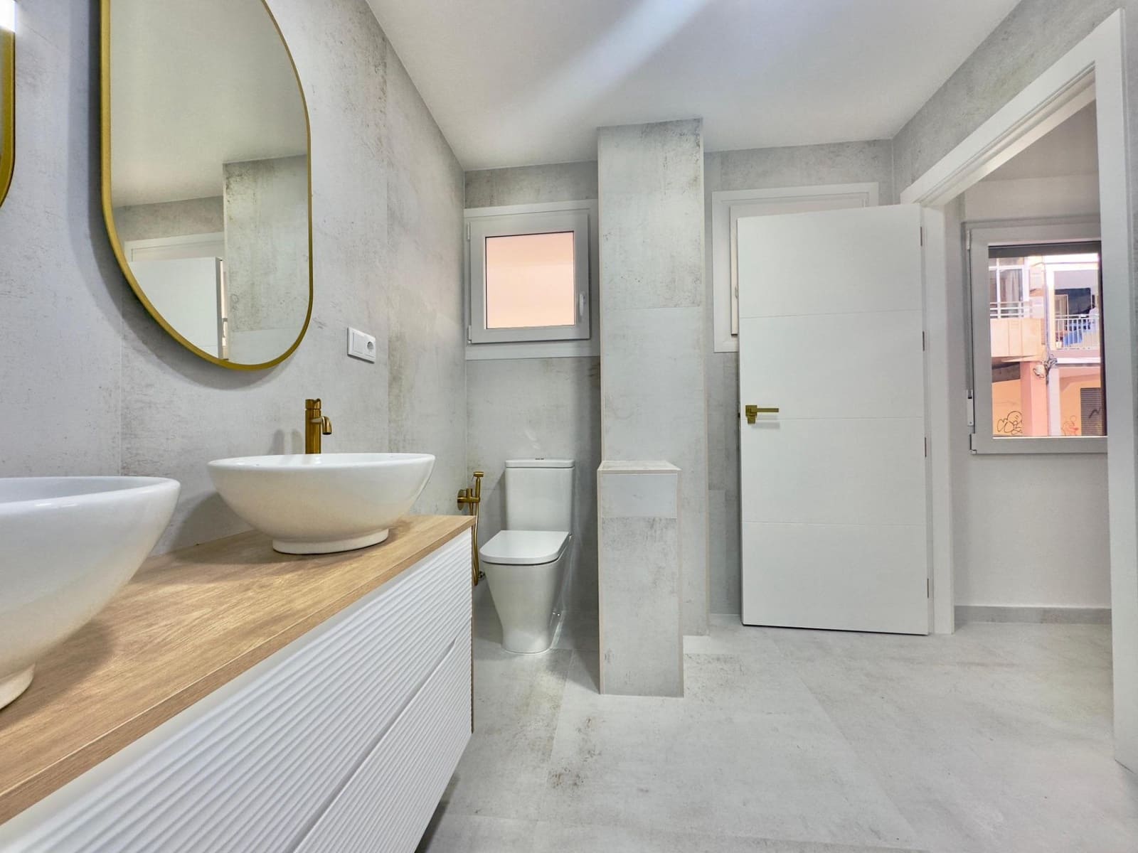 3 makuuhuone Huoneisto myytävänä paikassa Torrevieja - 249 900 € (Ref: 9806677)