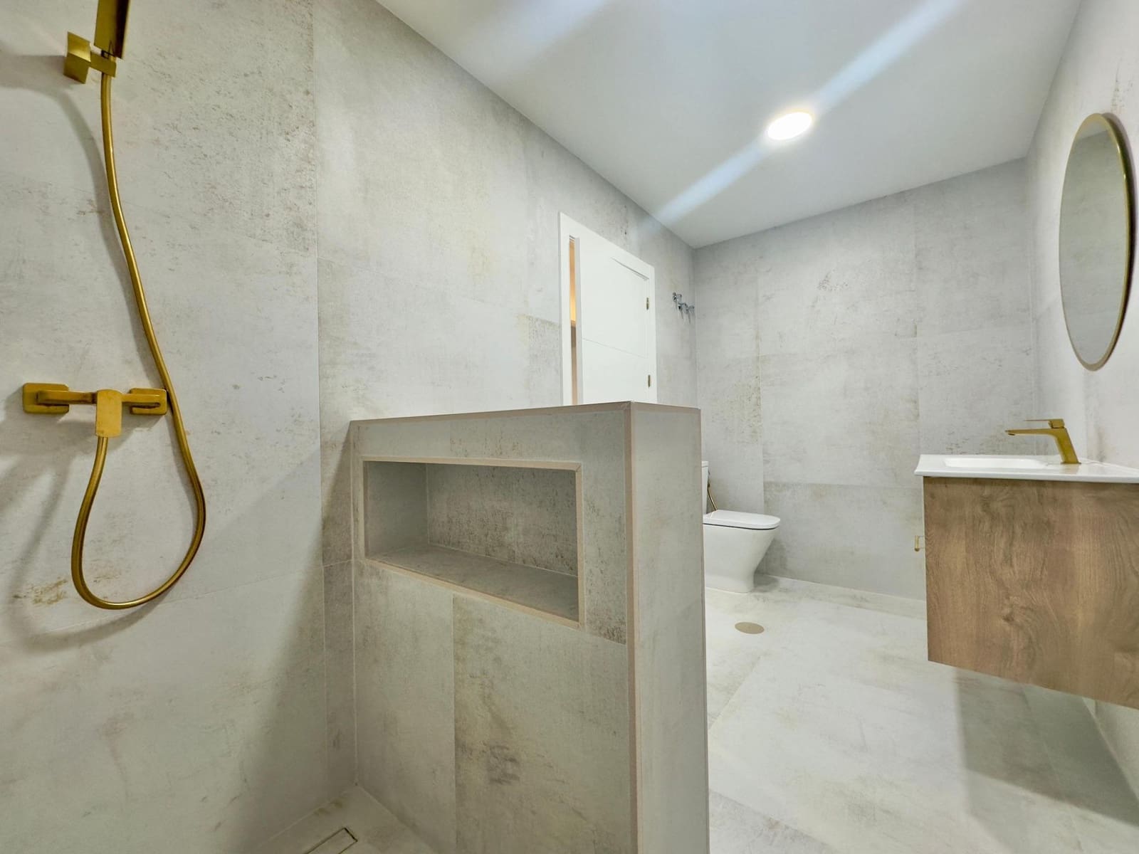 3 makuuhuone Huoneisto myytävänä paikassa Torrevieja - 249 900 € (Ref: 9806677)