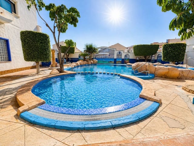2 slaapkamer Appartement te koop in Campoamor, Orihuela met garage - € 185.000 (Ref: 9808196)