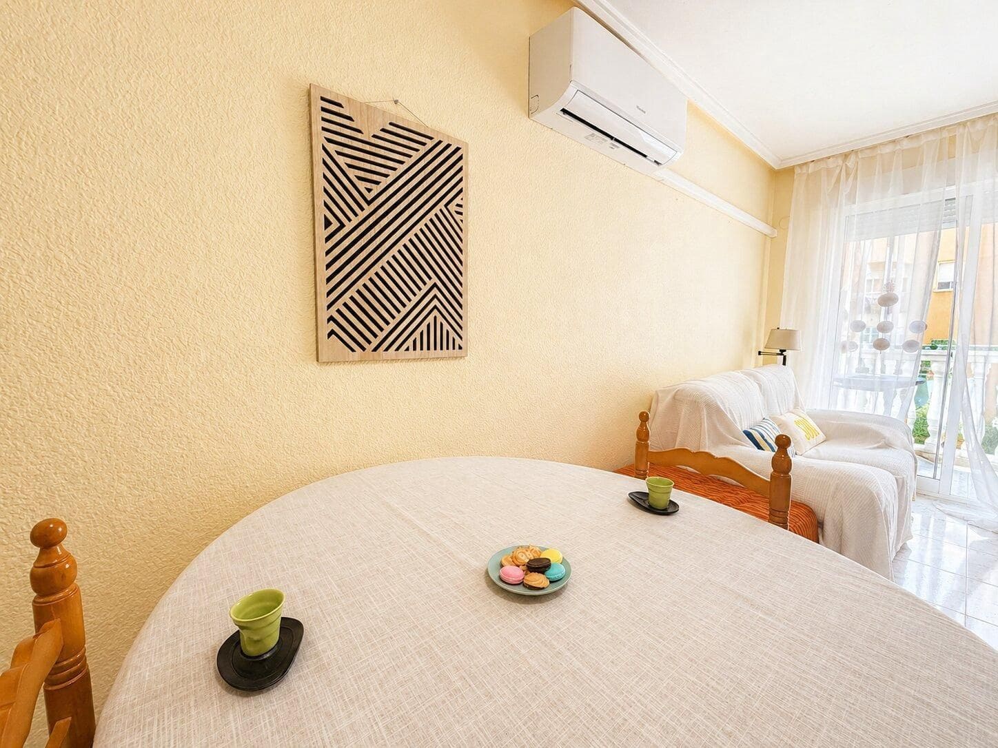 2 soveværelse Lejlighed til salg i Torrevieja - € 209.900 (Ref: 9808256)