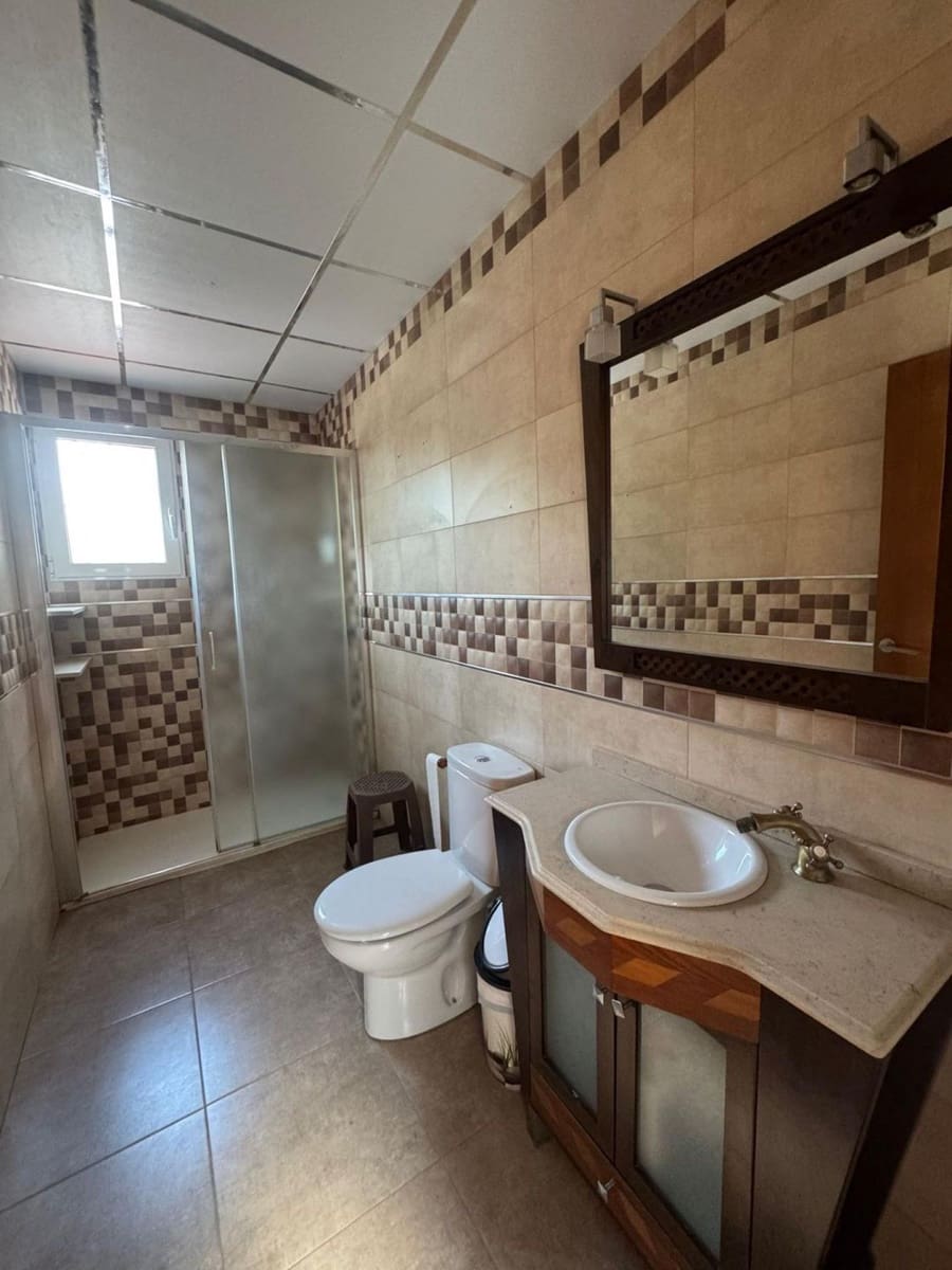 8 camera da letto Villa in vendita in Orihuela - 255.000 € (Rif: 9808303)