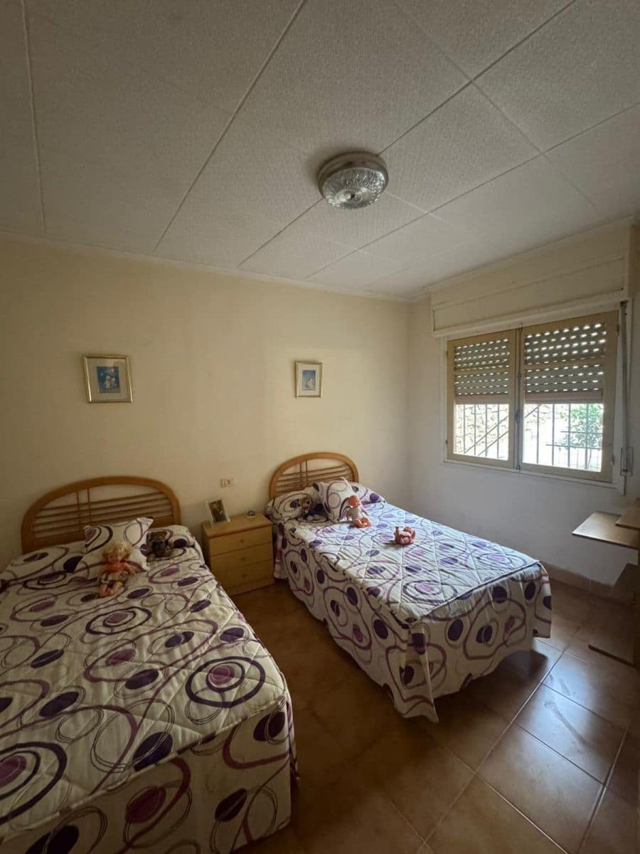 8 camera da letto Villa in vendita in Orihuela - 255.000 € (Rif: 9808303)