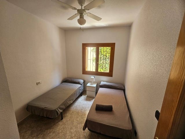 2 Zimmer Bungalow zu verkaufen in La Zenia, Orihuela mit Pool - 185.000 € (Ref: 9812343)