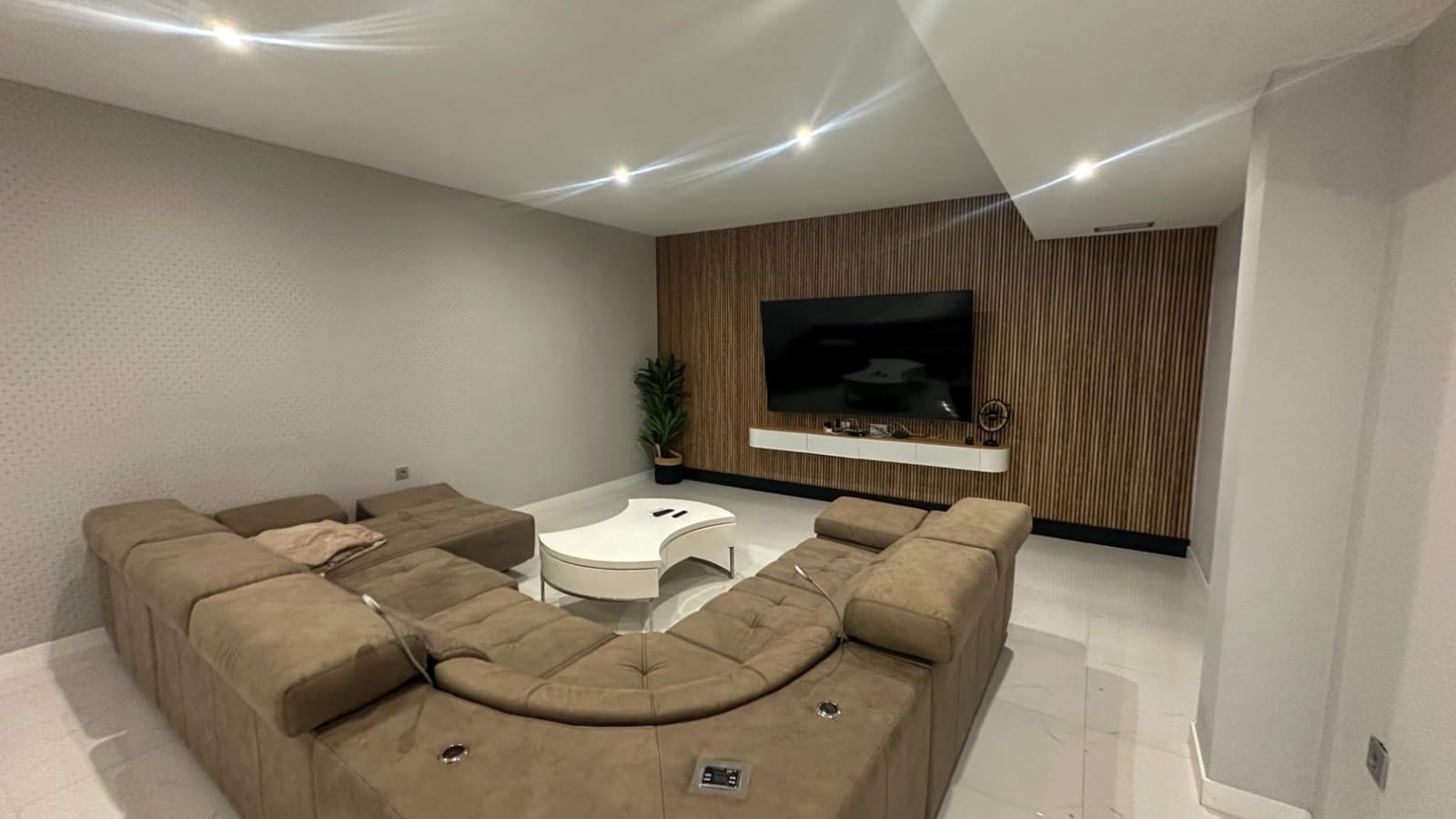 5 slaapkamer Villa te koop in Orihuela Costa met zwembad - € 675.000 (Ref: 9813378)