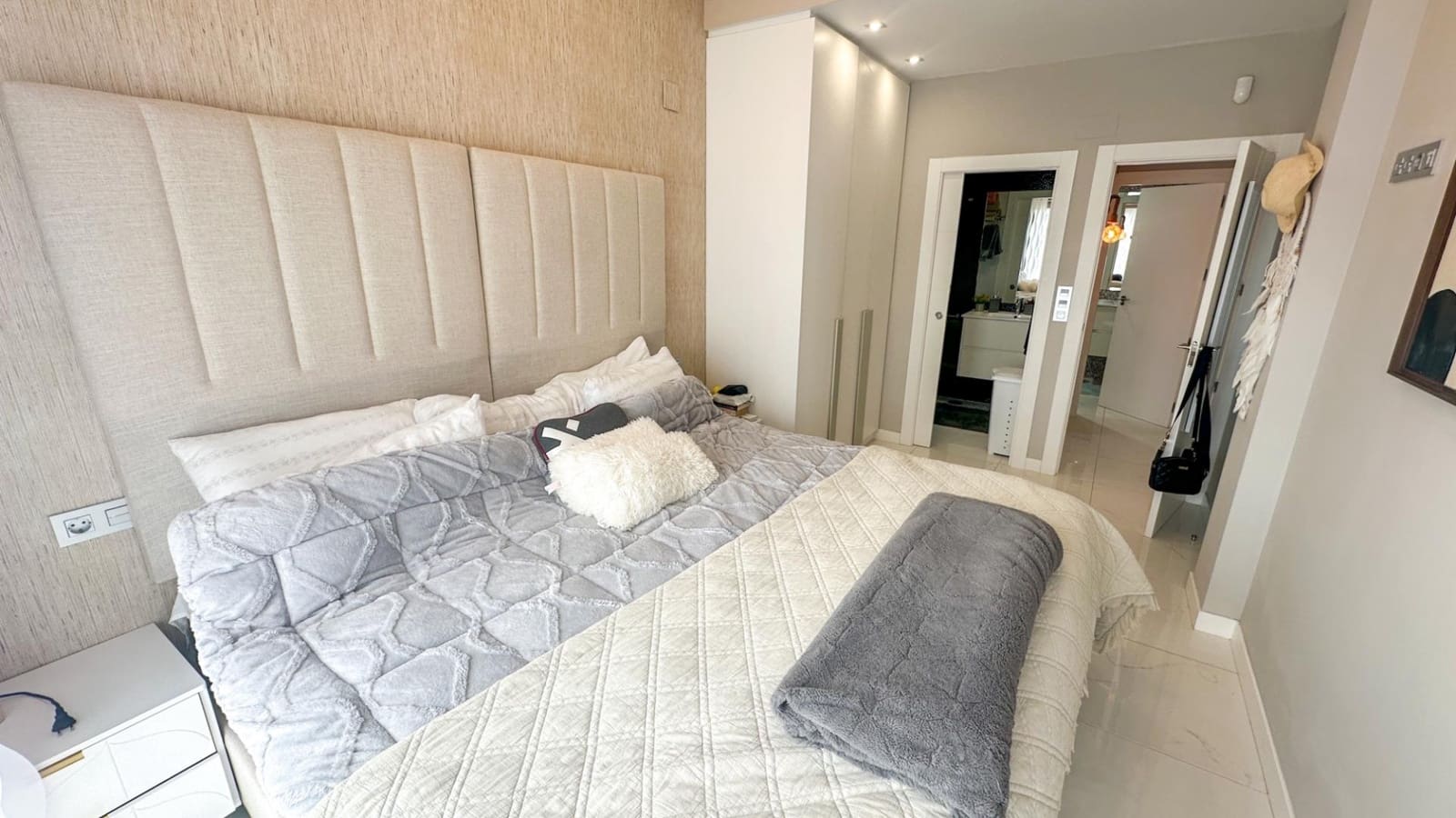 5 slaapkamer Villa te koop in Orihuela Costa met zwembad - € 675.000 (Ref: 9813378)
