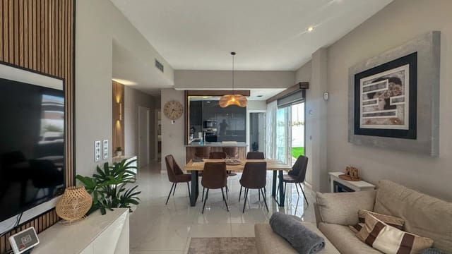 5 slaapkamer Villa te koop in Orihuela Costa, Orihuela met zwembad - € 675.000 (Ref: 9813378)