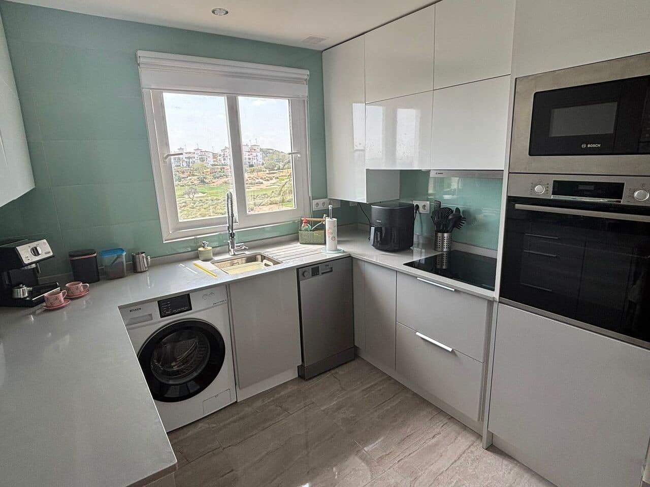 Apartamento de 2 habitaciones en Hacienda Riquelme en venta - 170.000 € (Ref: 9813381)
