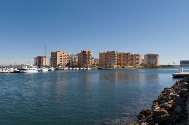3 bedroom Apartment for sale in La Manga del Mar Menor with pool - € 254,000 (Ref: 9813414)