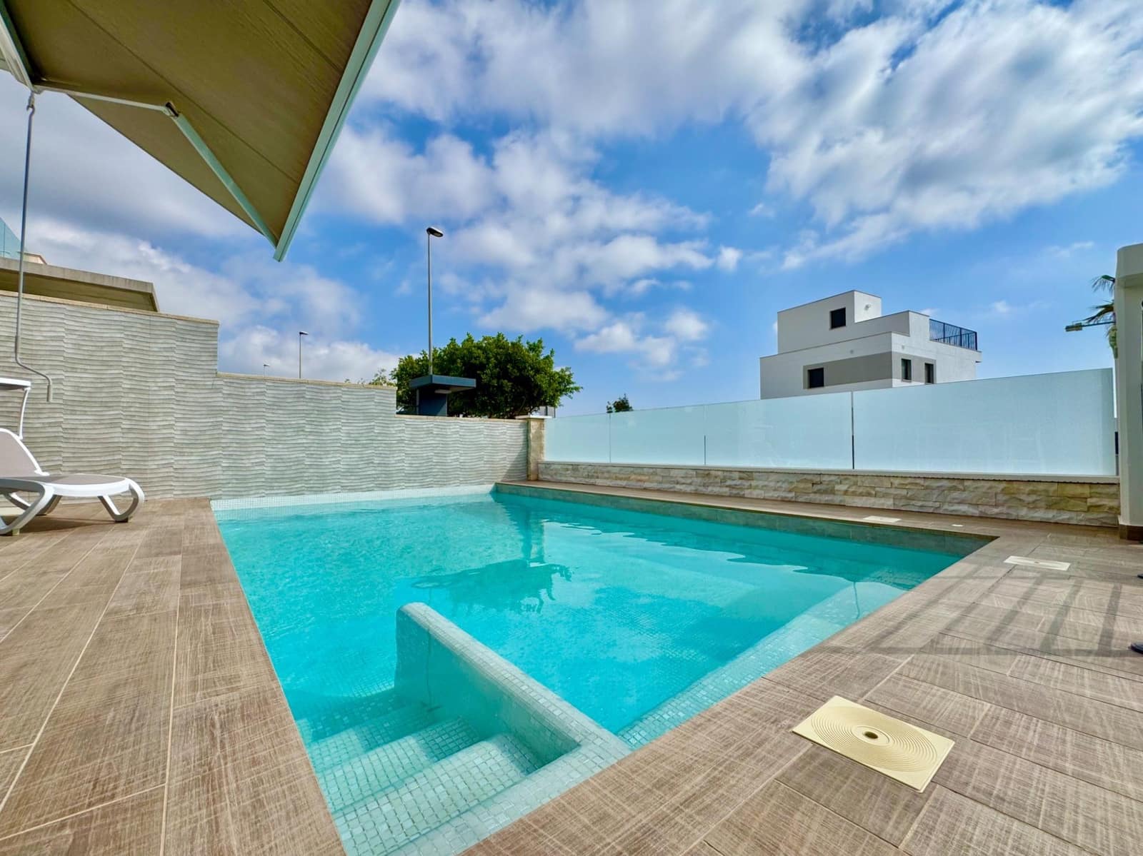 3 soverom Villa til salgs i San Miguel de Salinas med svømmebasseng garasje - € 439 000 (Ref: 9813865)