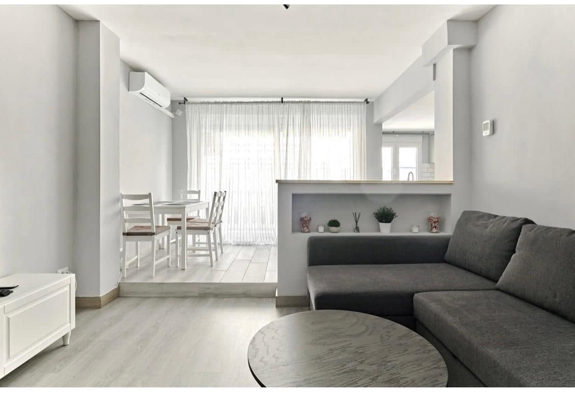 2 Zimmer Apartment zu verkaufen in Torrevieja - 229.900 € (Ref: 9813875)