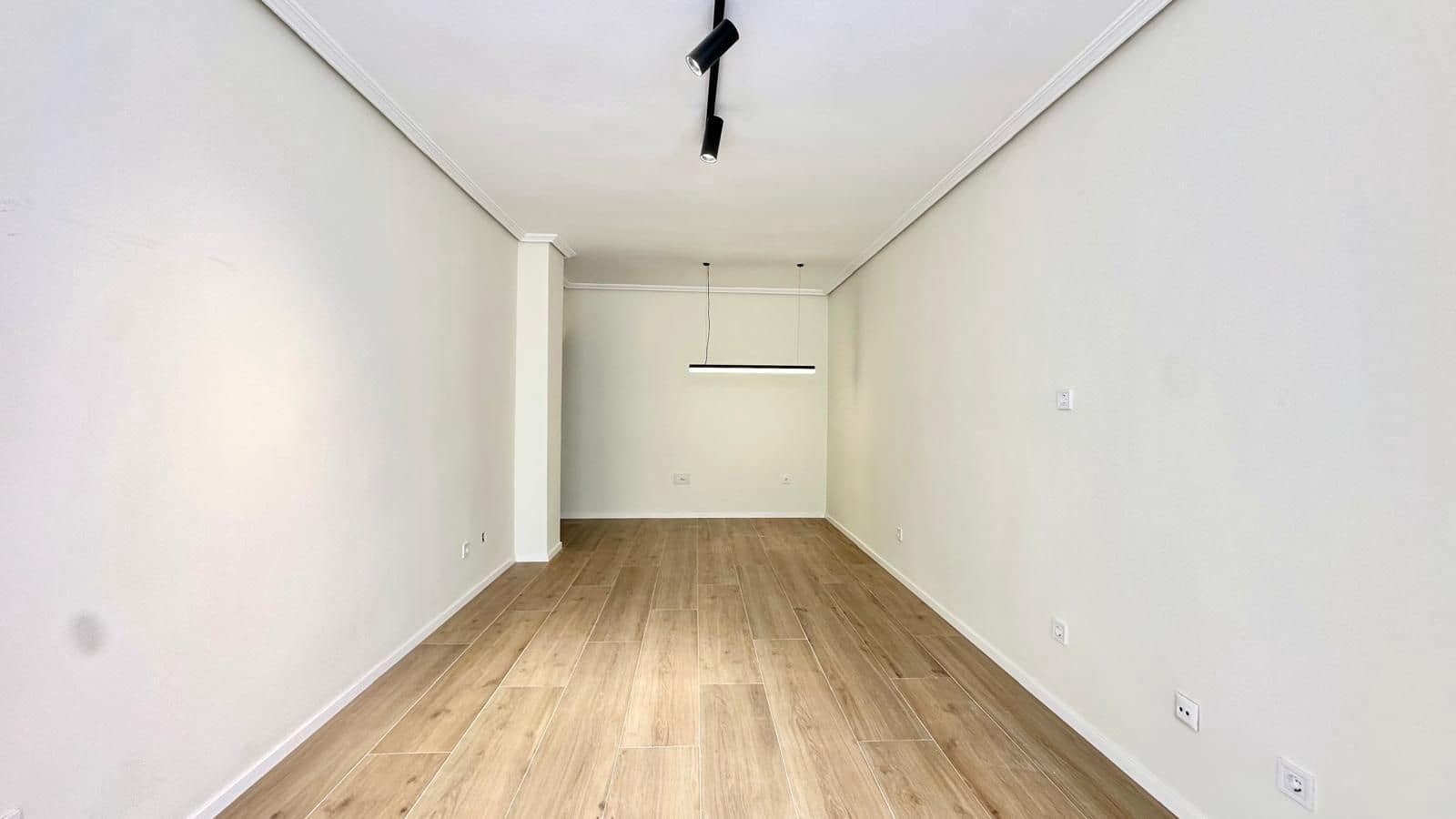 3 Zimmer Apartment zu verkaufen in Torrevieja - 179.900 € (Ref: 9813879)