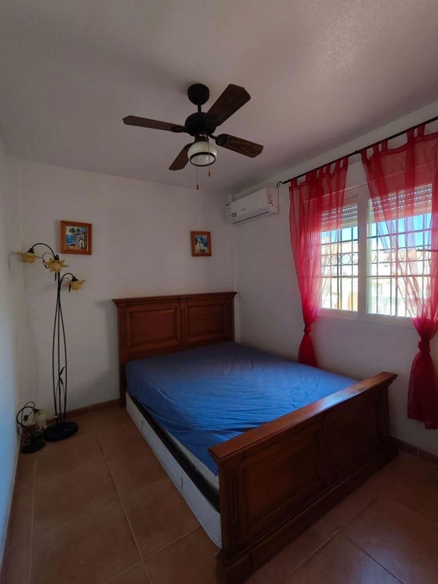 2 slaapkamer Huis te koop in Orihuela Costa met zwembad - € 200.000 (Ref: 9816066)