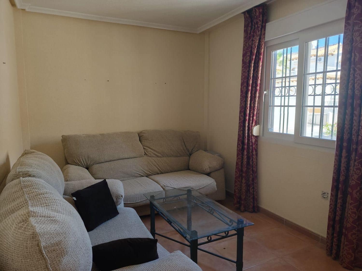 2 slaapkamer Huis te koop in Orihuela Costa met zwembad - € 200.000 (Ref: 9816066)