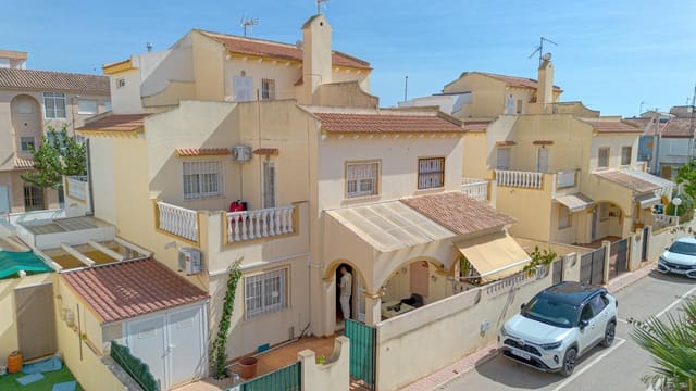 Chalet de 3 habitaciones en El Mojon, Pilar de la Horadada en venta - 215.000 € (Ref: 9820675)