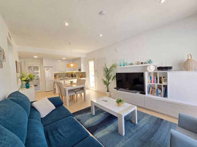 3 soverom Villa til salgs i Pilar de la Horadada med svømmebasseng - € 450 000 (Ref: 9823081)