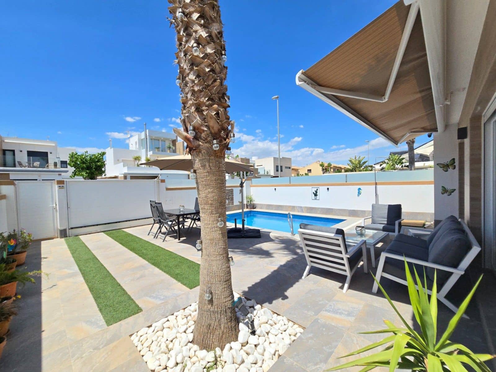 3 soverom Villa til salgs i Pilar de la Horadada med svømmebasseng - € 450 000 (Ref: 9823081)