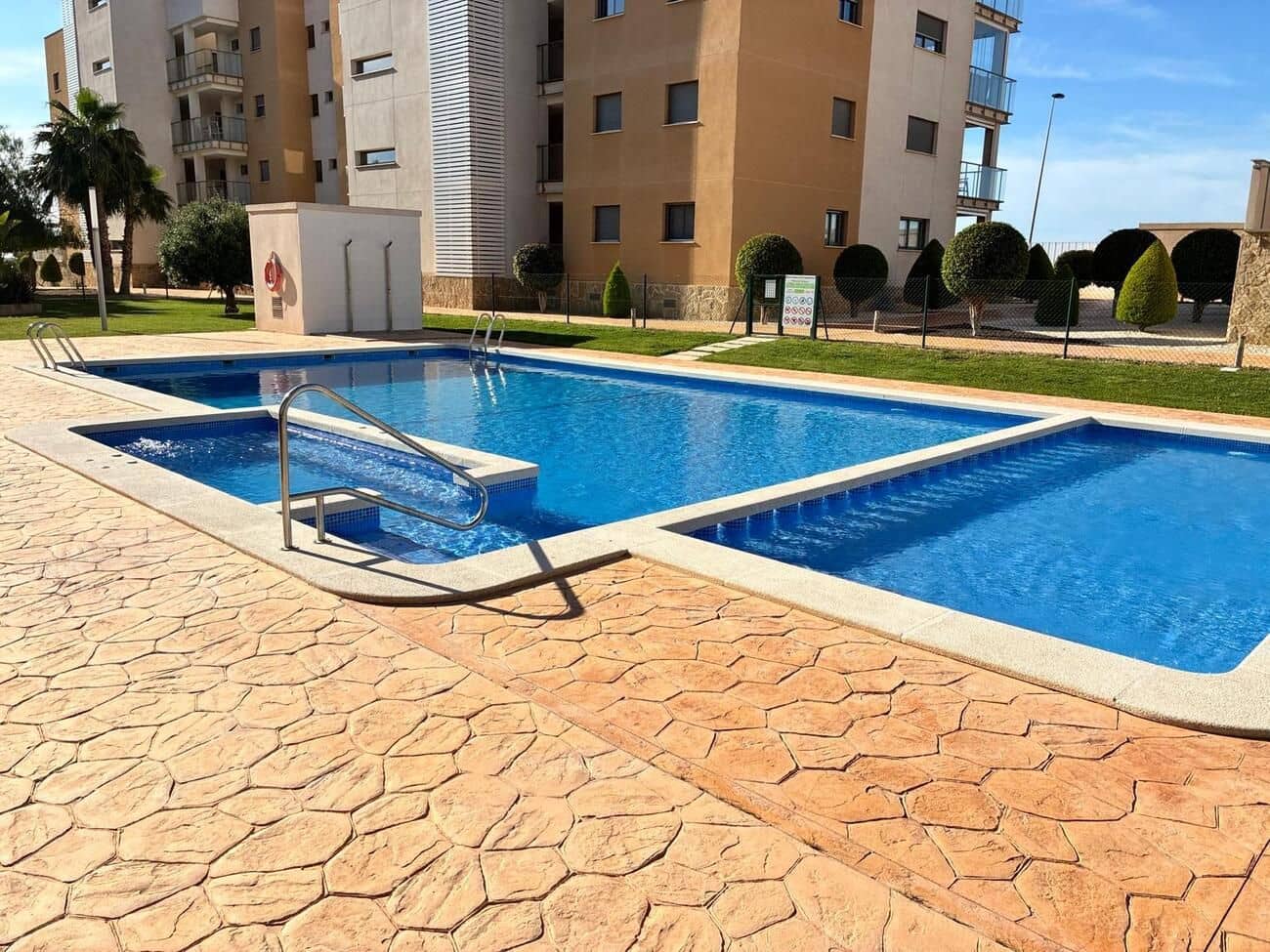 3 soveværelse Lejlighed til salg i Filipinas med swimmingpool - € 324.900 (Ref: 9823082)
