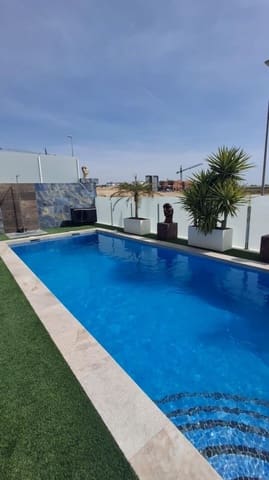3 Zimmer Villa zu verkaufen in Desamparados - Hurchillo - Torremendo, Orihuela - 489.999 € (Ref: 9823088)