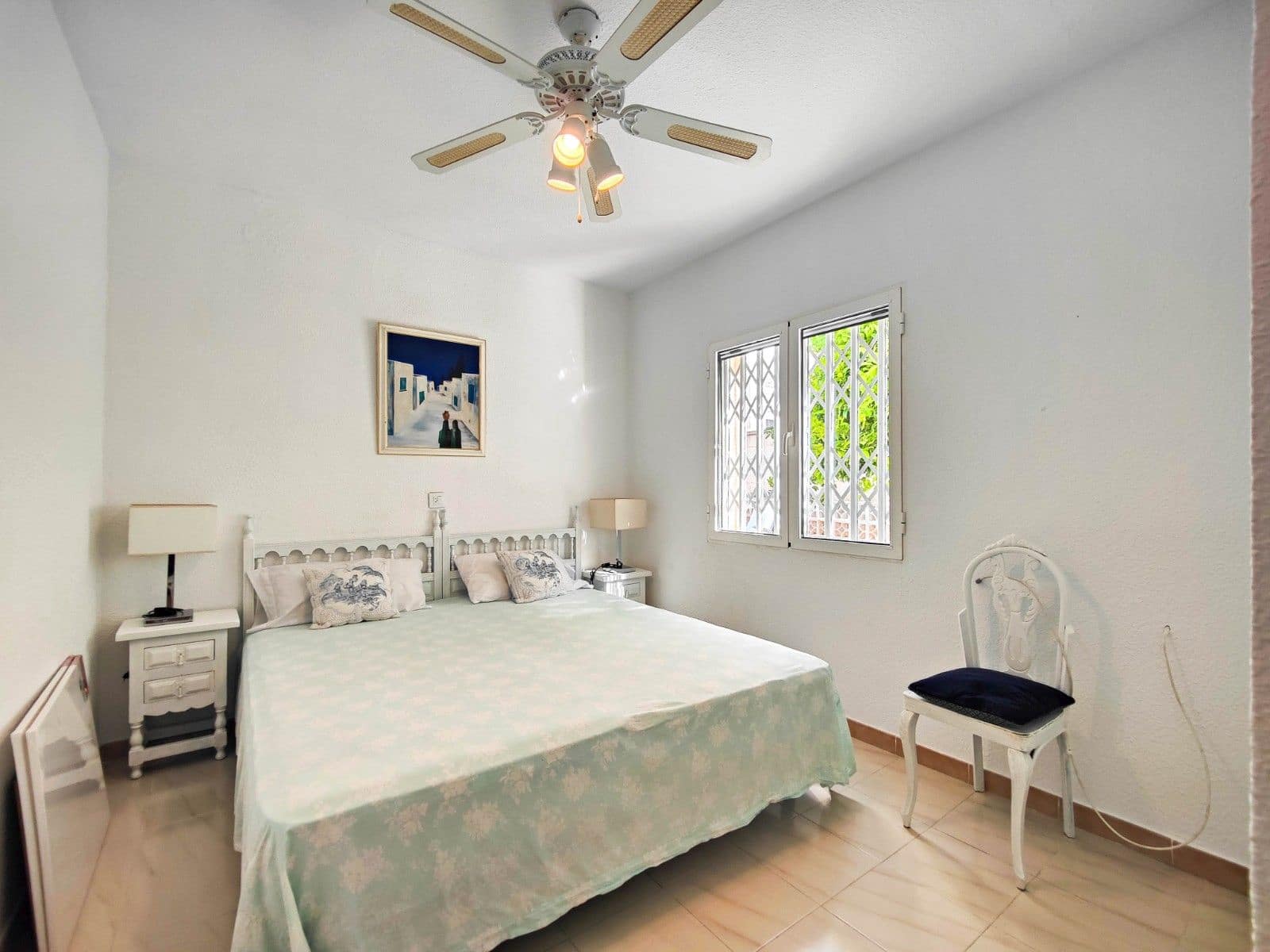 2 Zimmer Doppelhaus zu verkaufen in Torrevieja mit Garage - 219.900 € (Ref: 9825601)