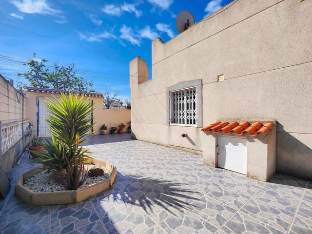 2 Zimmer Doppelhaus zu verkaufen in Playa del Cura, Torrevieja mit Garage - 219.900 € (Ref: 9825601)