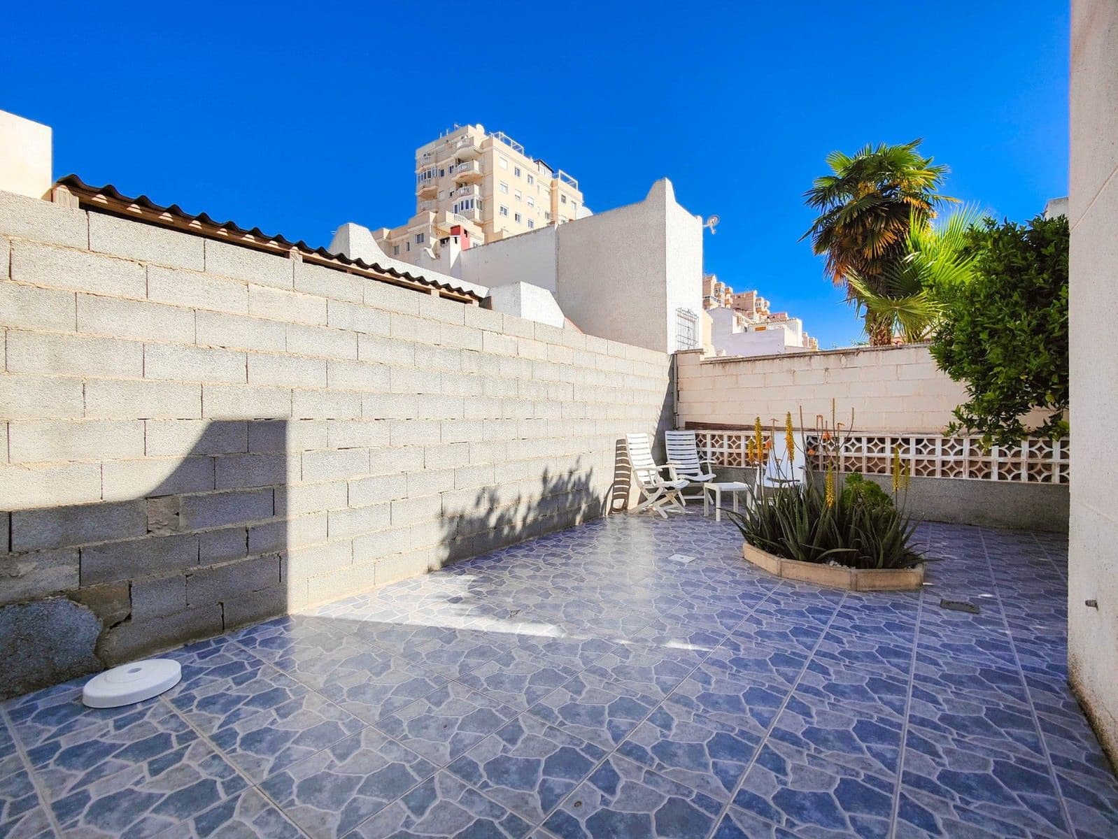 2 Zimmer Doppelhaus zu verkaufen in Torrevieja mit Garage - 219.900 € (Ref: 9825601)