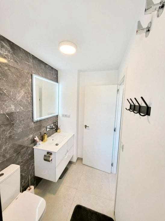 2 makuuhuone Kattohuoneisto myytävänä paikassa San Miguel de Salinas mukana uima-altaan - 299 000 € (Ref: 9833945)
