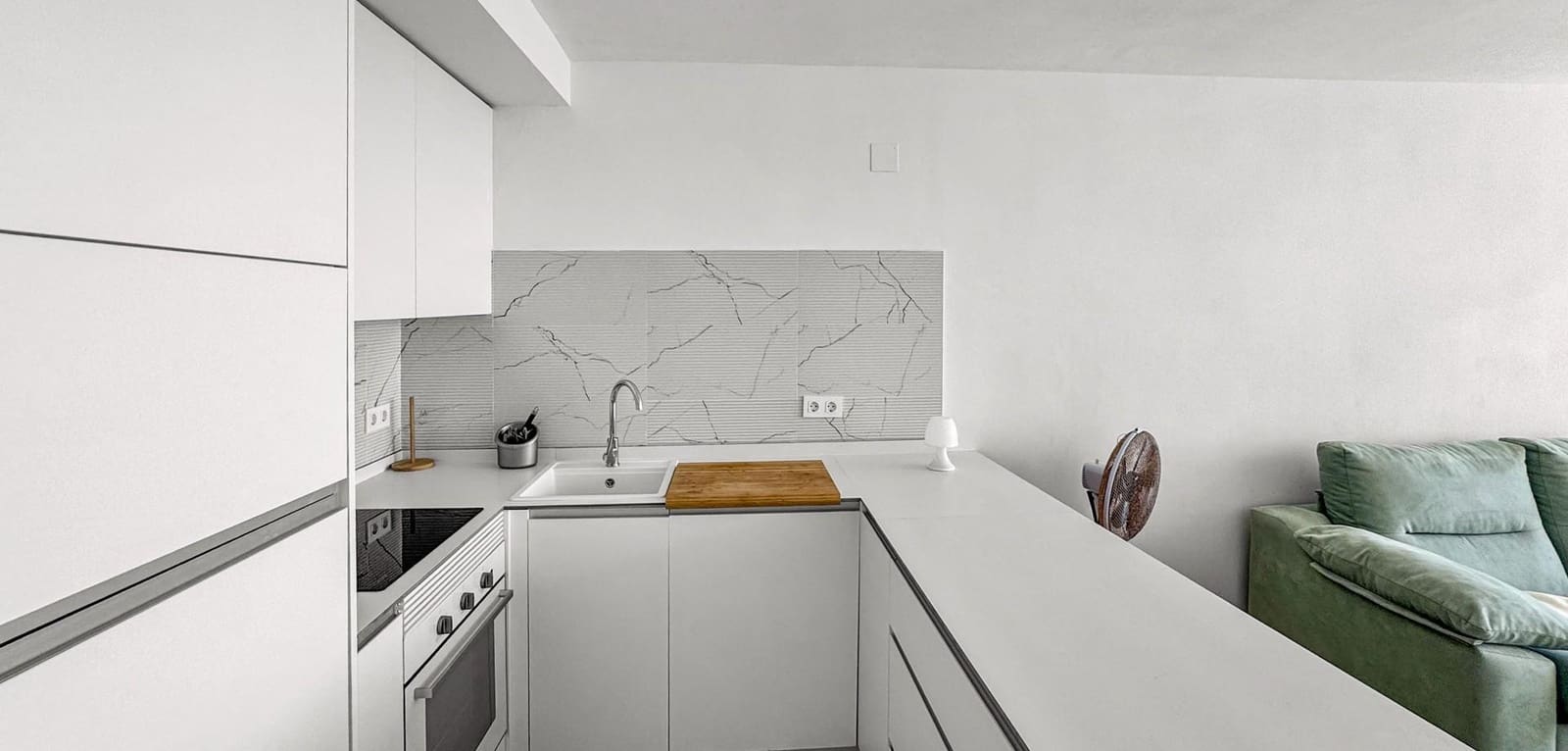 1 slaapkamer Appartement te koop in Punta Prima - € 215.000 (Ref: 9836605)