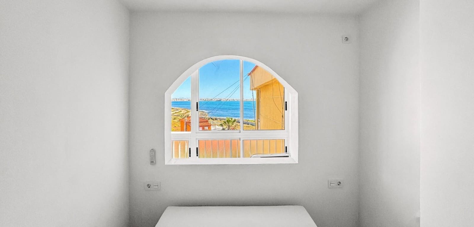 1 slaapkamer Appartement te koop in Punta Prima - € 215.000 (Ref: 9836605)