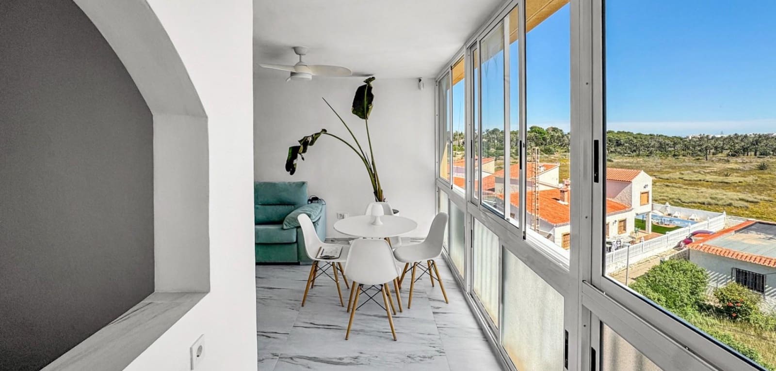 1 slaapkamer Appartement te koop in Punta Prima - € 215.000 (Ref: 9836605)