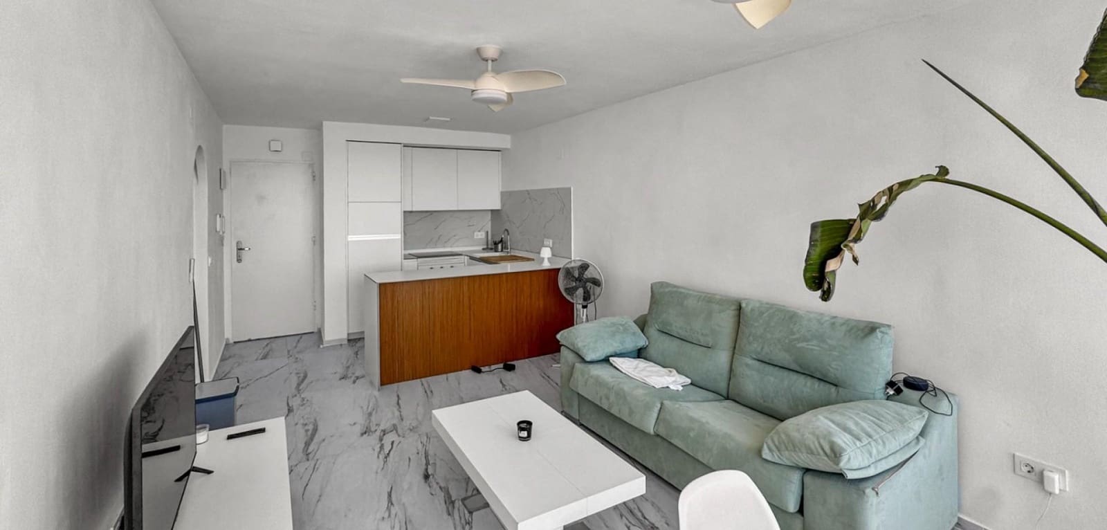 1 slaapkamer Appartement te koop in Punta Prima - € 215.000 (Ref: 9836605)