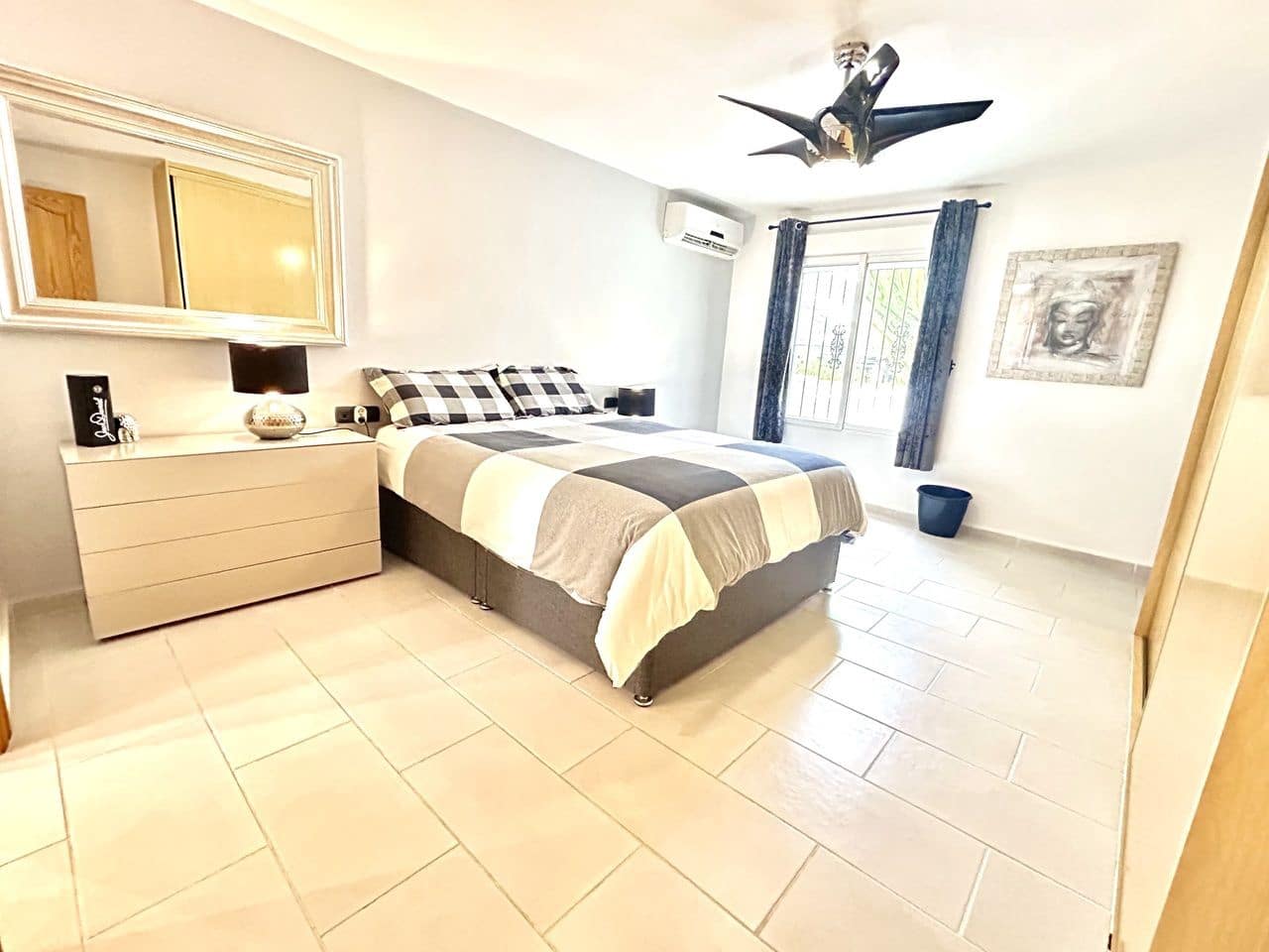 Chalet de 4 habitaciones en Catral en venta - 549.000 € (Ref: 9839563)