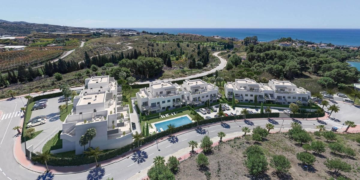 2 bedroom Apartment for sale in Caleta de Velez with pool - € 269,100 (Ref: 9839566)
