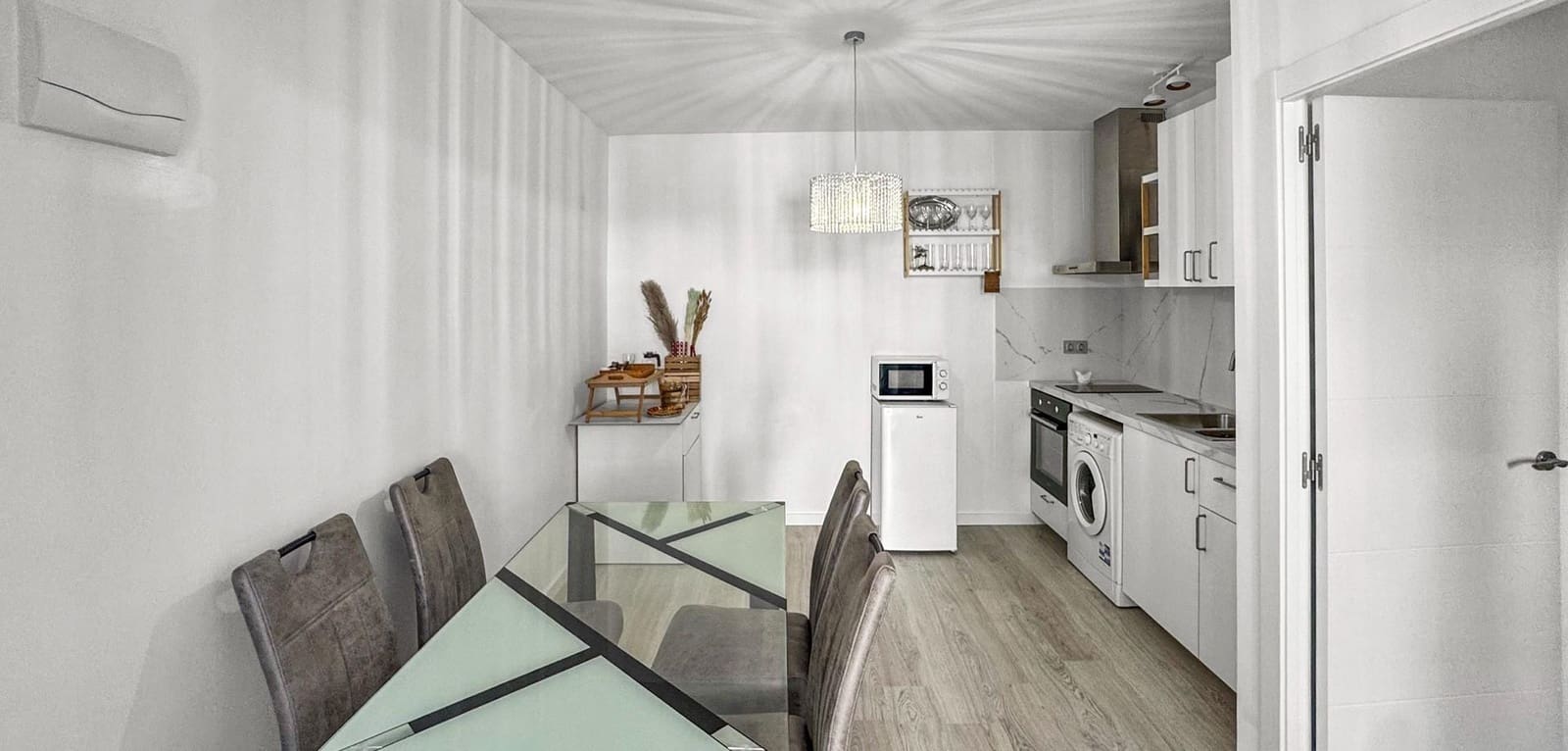 1 soveværelse Bungalow til salg i Torrevieja med swimmingpool - € 132.000 (Ref: 9840427)