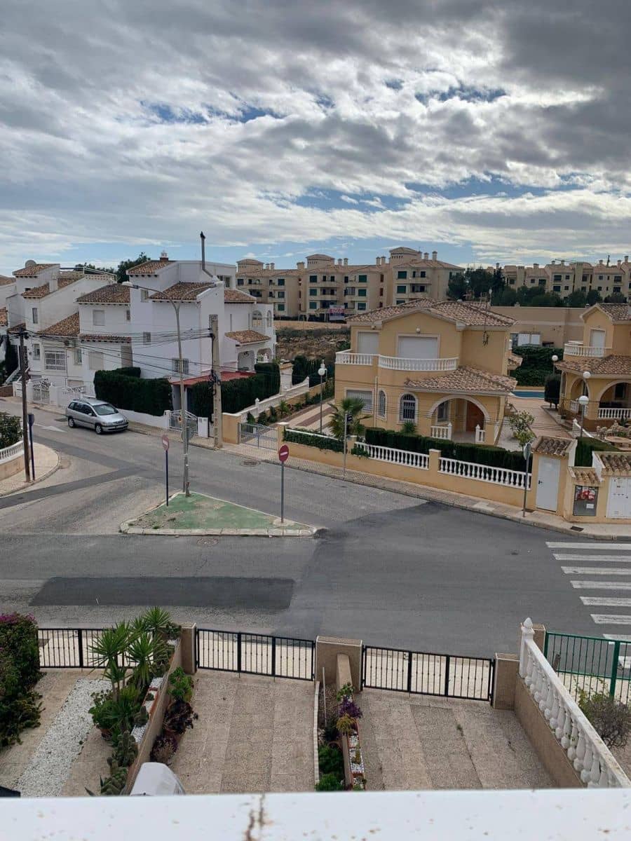 3 bedroom Villa for sale in Filipinas with pool - € 185,500 (Ref: 9840430)