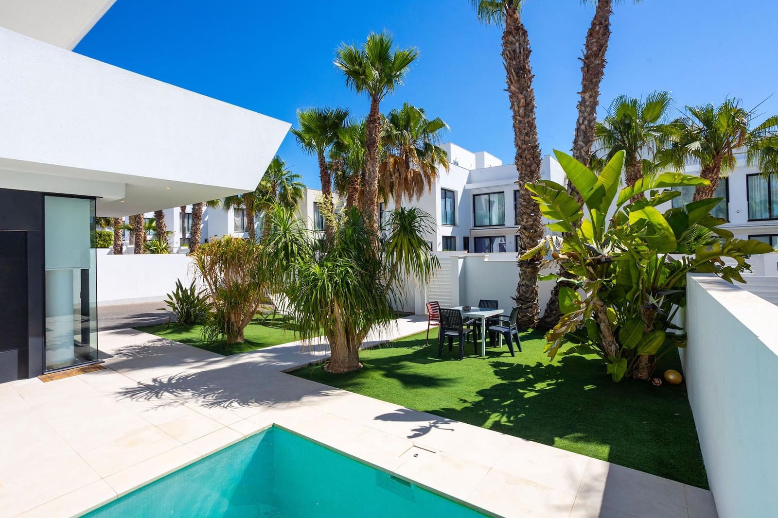 4 soveværelse Villa til salg i Rojales - € 629.000 (Ref: 9840947)