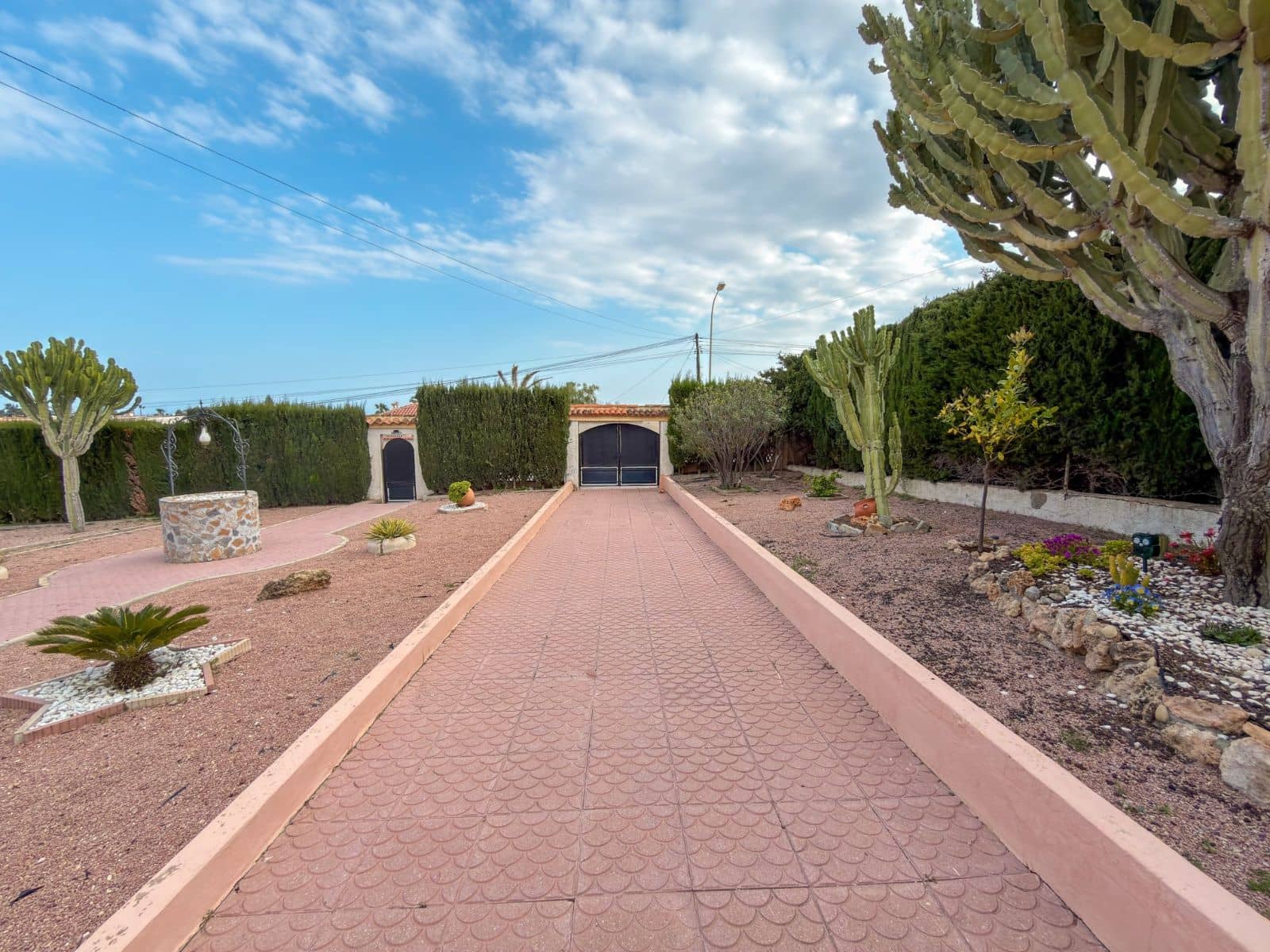 3 bedroom Villa for sale in Rojales - € 535,000 (Ref: 9840949)