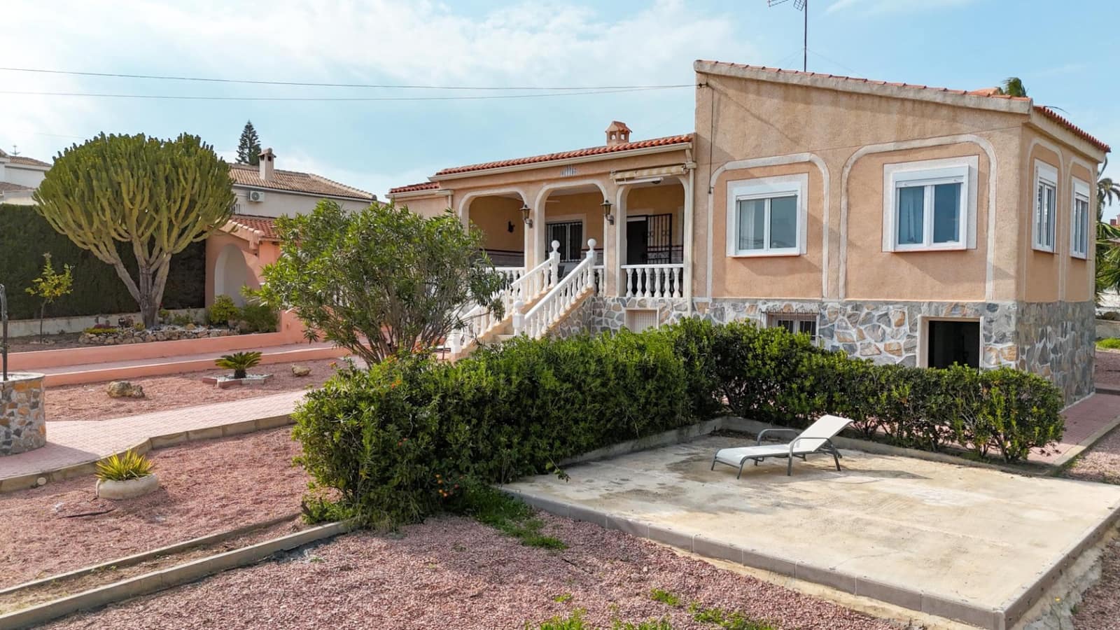 3 bedroom Villa for sale in Rojales - € 535,000 (Ref: 9840949)