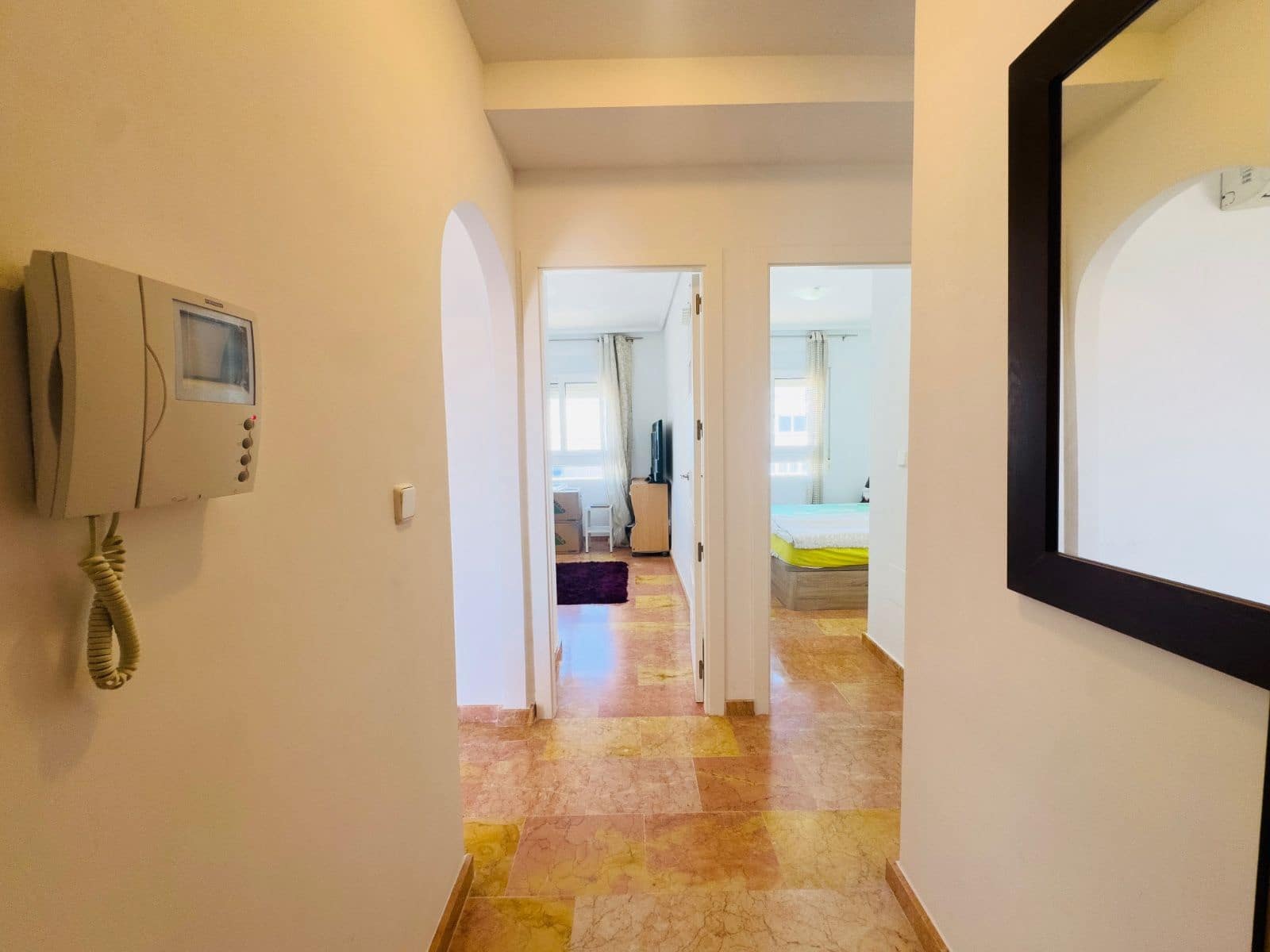 2 Zimmer Apartment zu verkaufen in Torrevieja mit Pool Garage - 299.000 € (Ref: 9840951)