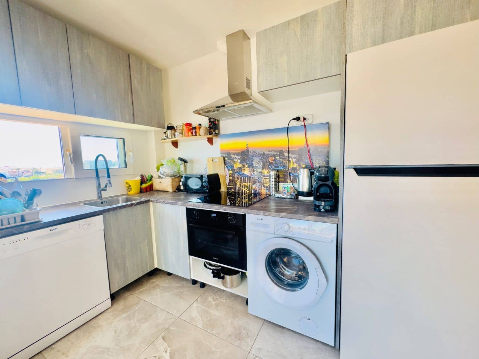 2 Zimmer Apartment zu verkaufen in Torrevieja mit Pool Garage - 299.000 € (Ref: 9840951)
