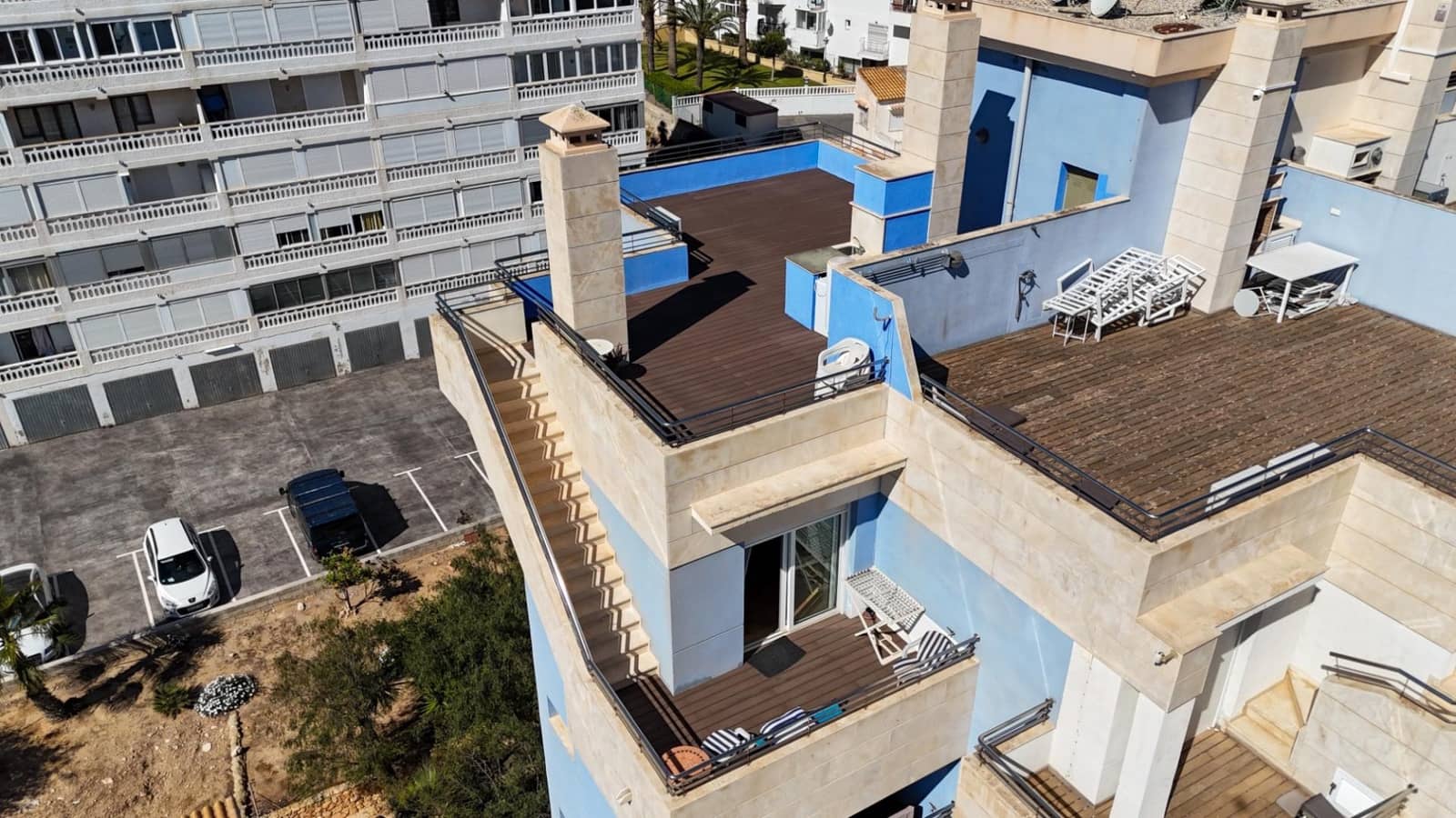 2 Zimmer Apartment zu verkaufen in Torrevieja mit Pool Garage - 299.000 € (Ref: 9840951)
