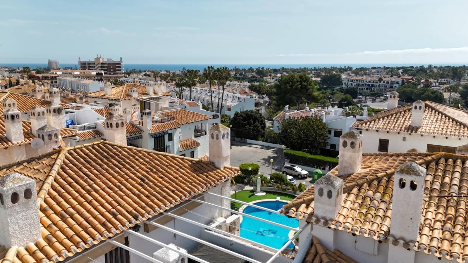 2 bedroom Apartment for sale in Cabo Roig with pool - € 205,000 (Ref: 9840952)