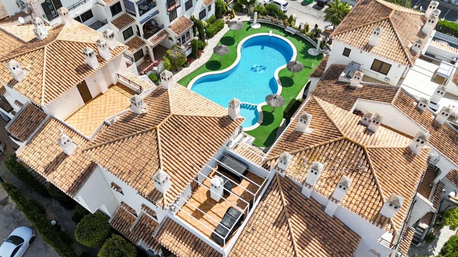 2 bedroom Apartment for sale in Cabo Roig with pool - € 205,000 (Ref: 9840952)