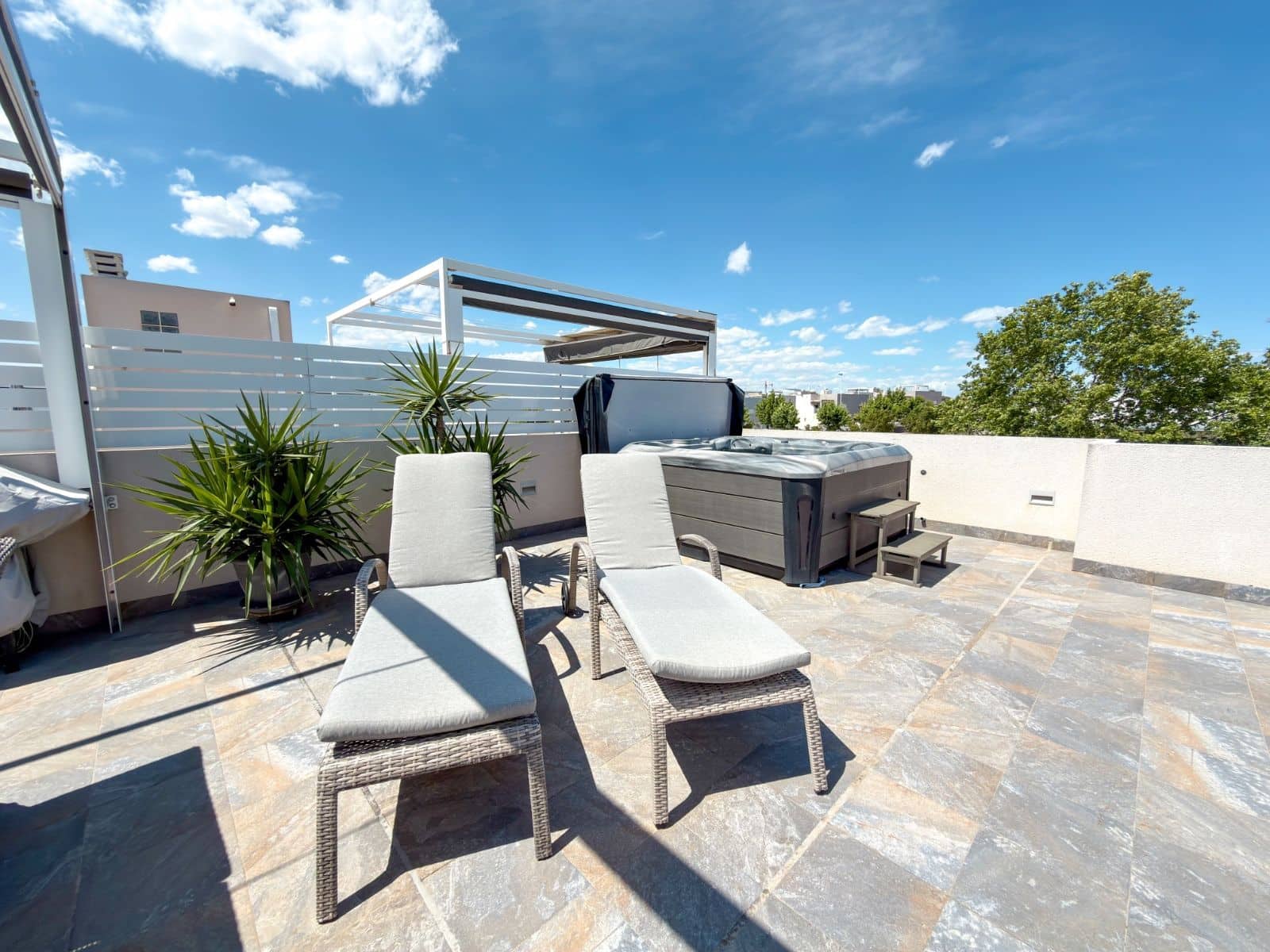 2 bedroom Apartment for sale in Aguas Nuevas with pool garage - € 270,000 (Ref: 9840953)