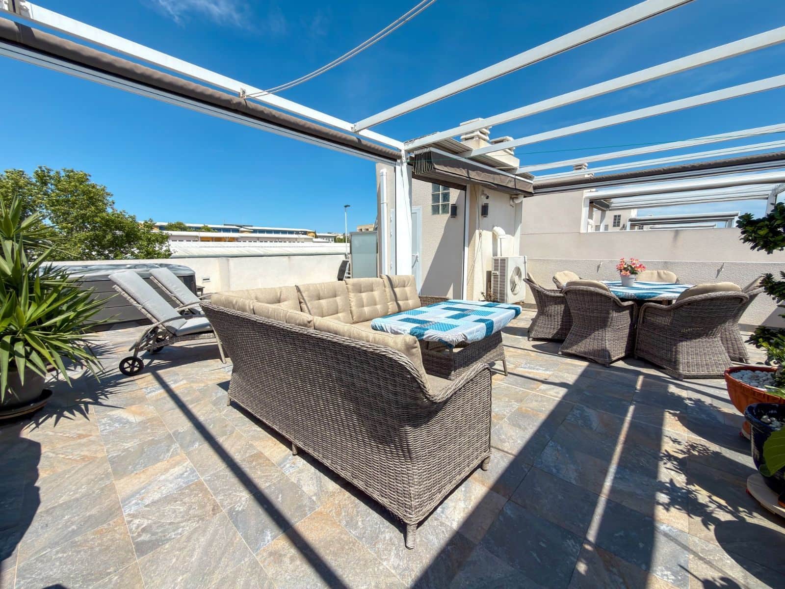 2 bedroom Apartment for sale in Aguas Nuevas with pool garage - € 270,000 (Ref: 9840953)