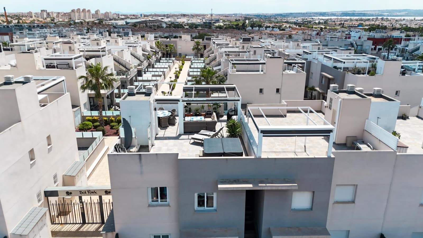 2 bedroom Apartment for sale in Aguas Nuevas with pool garage - € 270,000 (Ref: 9840953)