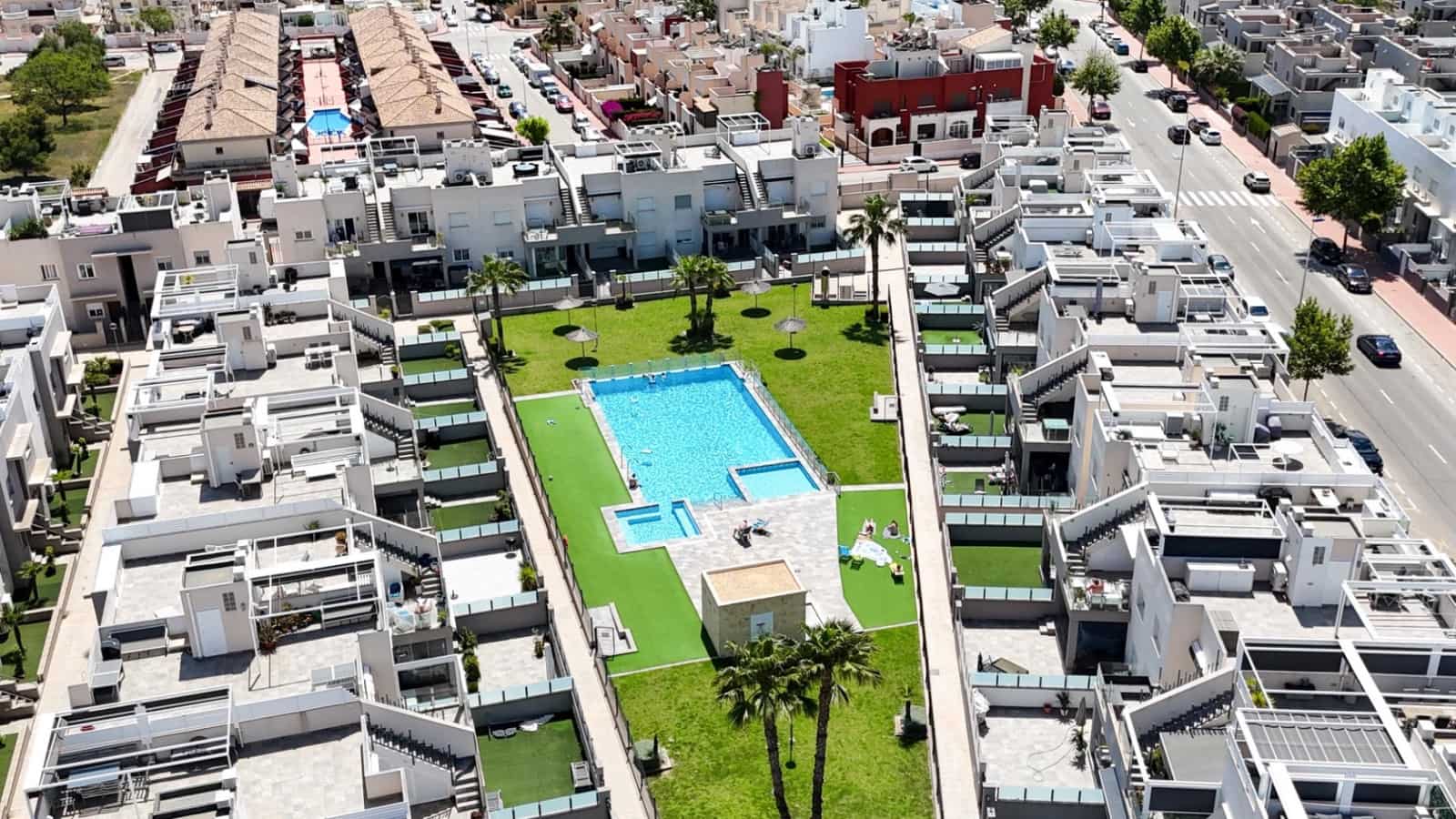 2 bedroom Apartment for sale in Aguas Nuevas with pool garage - € 270,000 (Ref: 9840953)