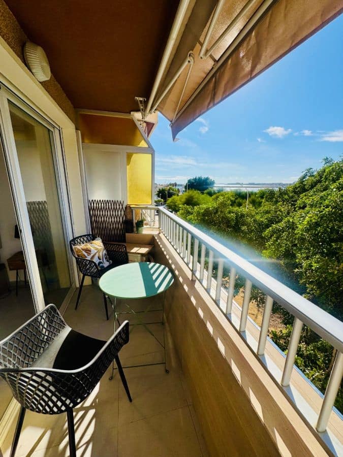 3 sovrum Lägenhet till salu i Torrevieja - 229 000 € (Ref: 9840954)